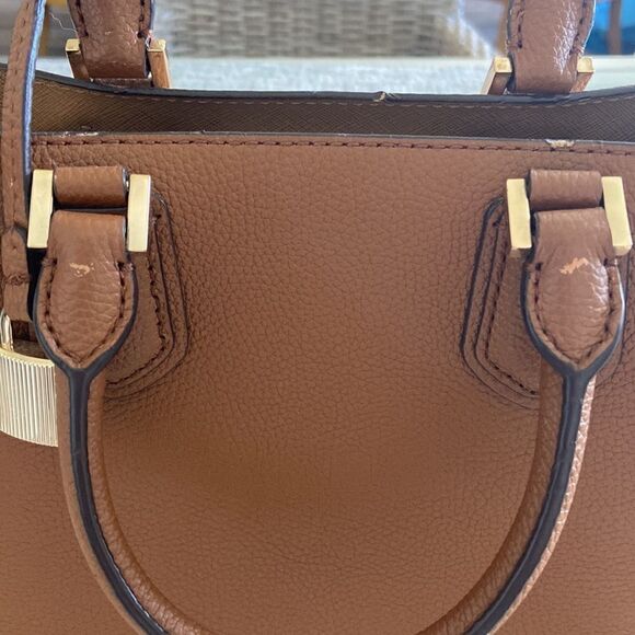 MK Médium Satchel with xbody strap and key card holder marching NWT brown gold - Picture 13 of 16